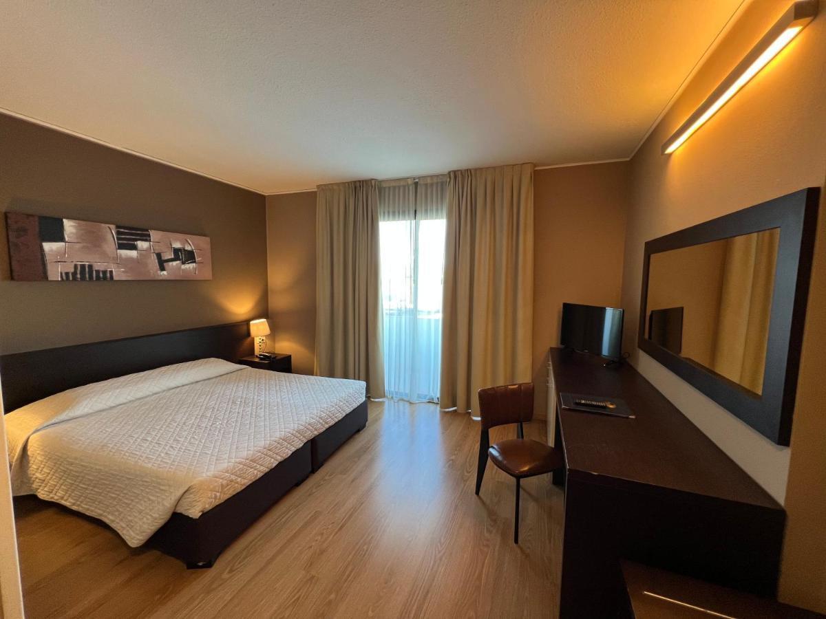 Hotel & Residence Castelli Montecchio Maggiore Extérieur photo